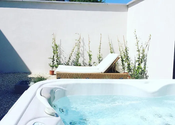 Thermes De Kain - Couette-café